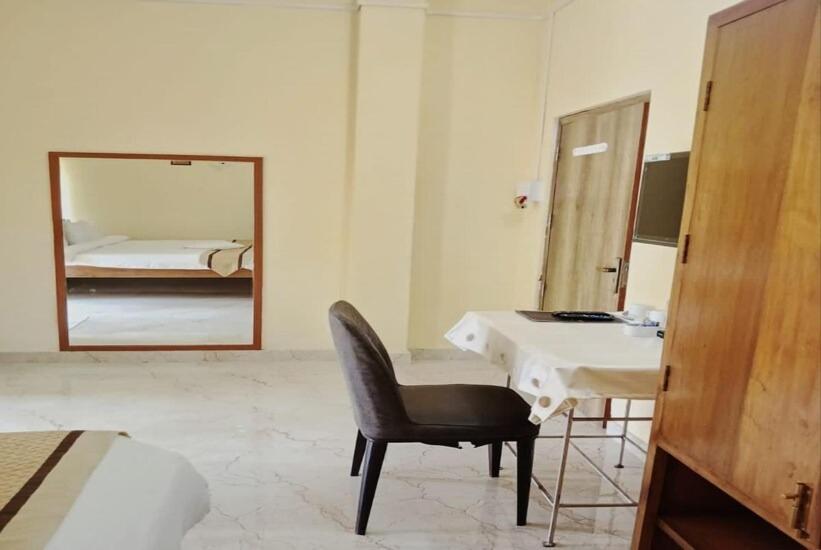 Hotel Shoolin Wood Hatikhuli Exterior foto